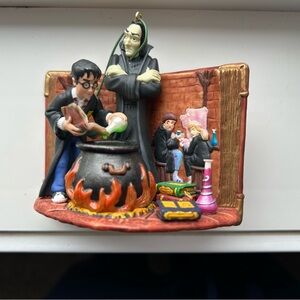 Hallmark 2001 Pre-film Harry Potter ornament - Rare